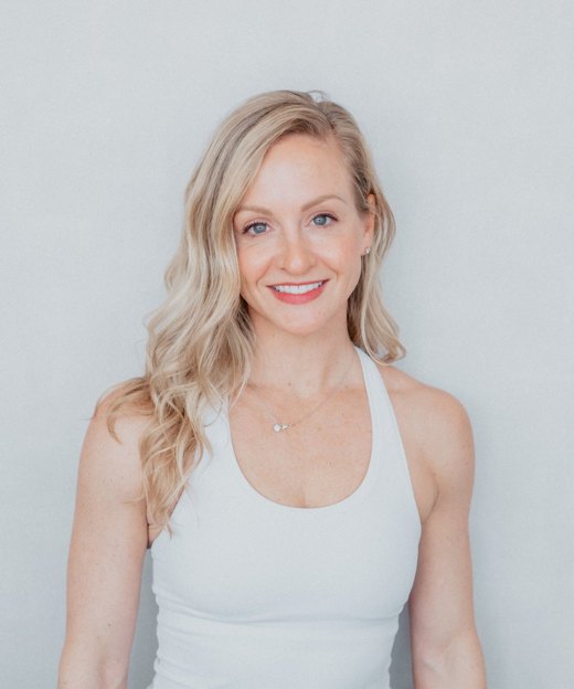 Hero Nicole Kim, sound healing & thai bodywork